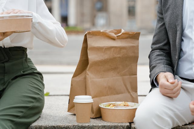 Take away Västervik - smakrika rätterfrån Vikens Food & Friends för alla tillfällen.